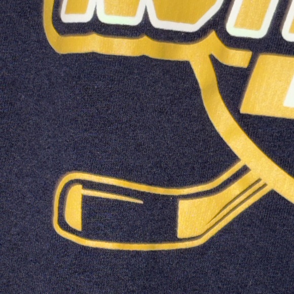 Champion NCAA Notre Dame Hockey Graphic T Shirt Men’s Size Large Used Pre Owned - Picture 10 of 16